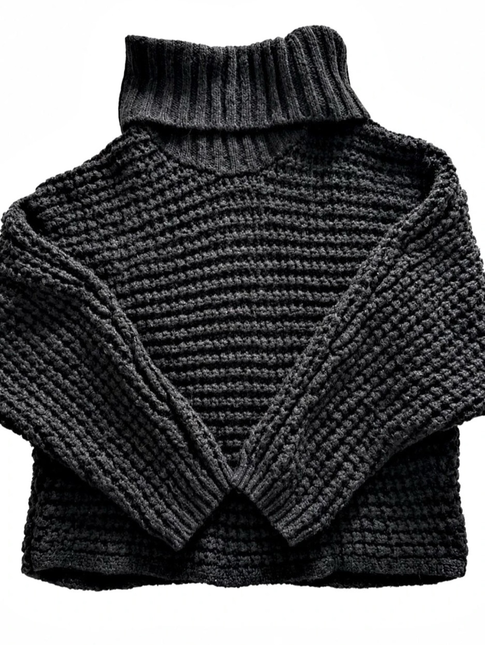 Express Chunky Knit Turtleneck Sweater in Black Size Medium